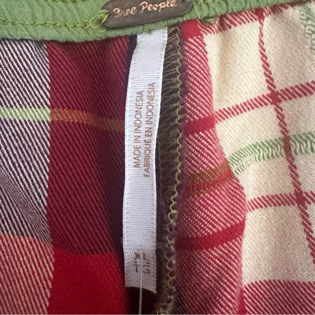 Free People XL Nice Choice Pull-On Barrel Pants in Wine Combo Lantern Plaid NWT - Image 9