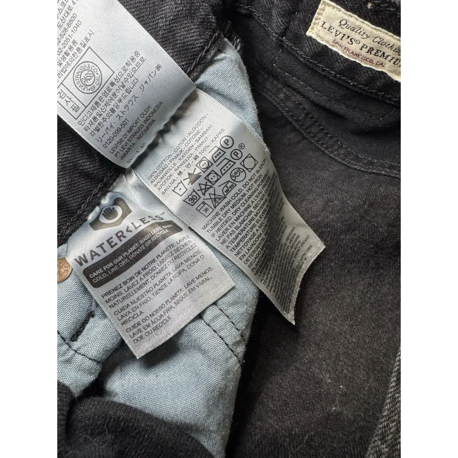 Levi Strauss Shorts Womens W29 501 Button Fly Black Raw Hem Grunge High Rise - Image 6