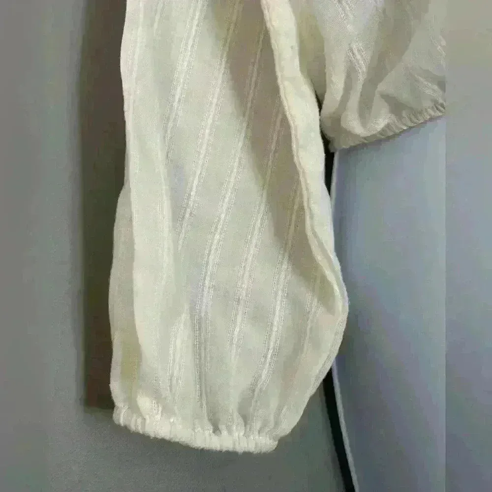 Chloe & Katie white Embroidered Women's Blouse (330) Size M - Image 8