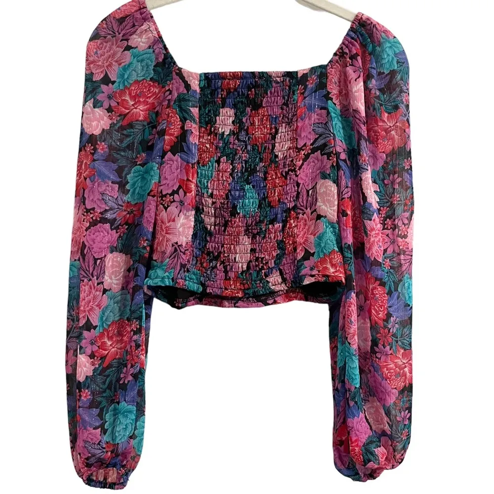 SO  Ruched Front Floral Print Crop Top - Image 7