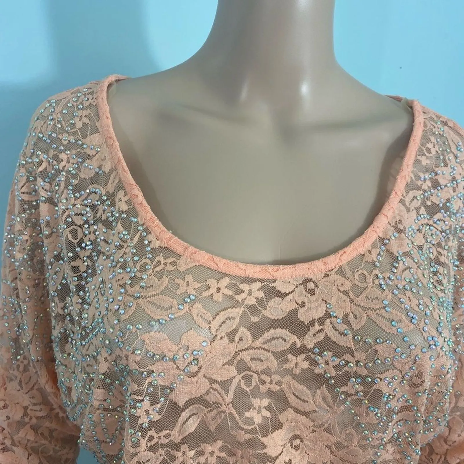 Charlotte Russe Women‎ size small lace shirt color peach - Image 13
