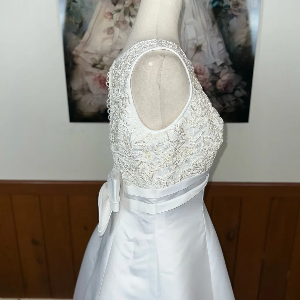 Fabulous Vintage 90s Lady Eleanor Wedding Gown & Veil! White Size 14 - Image 8