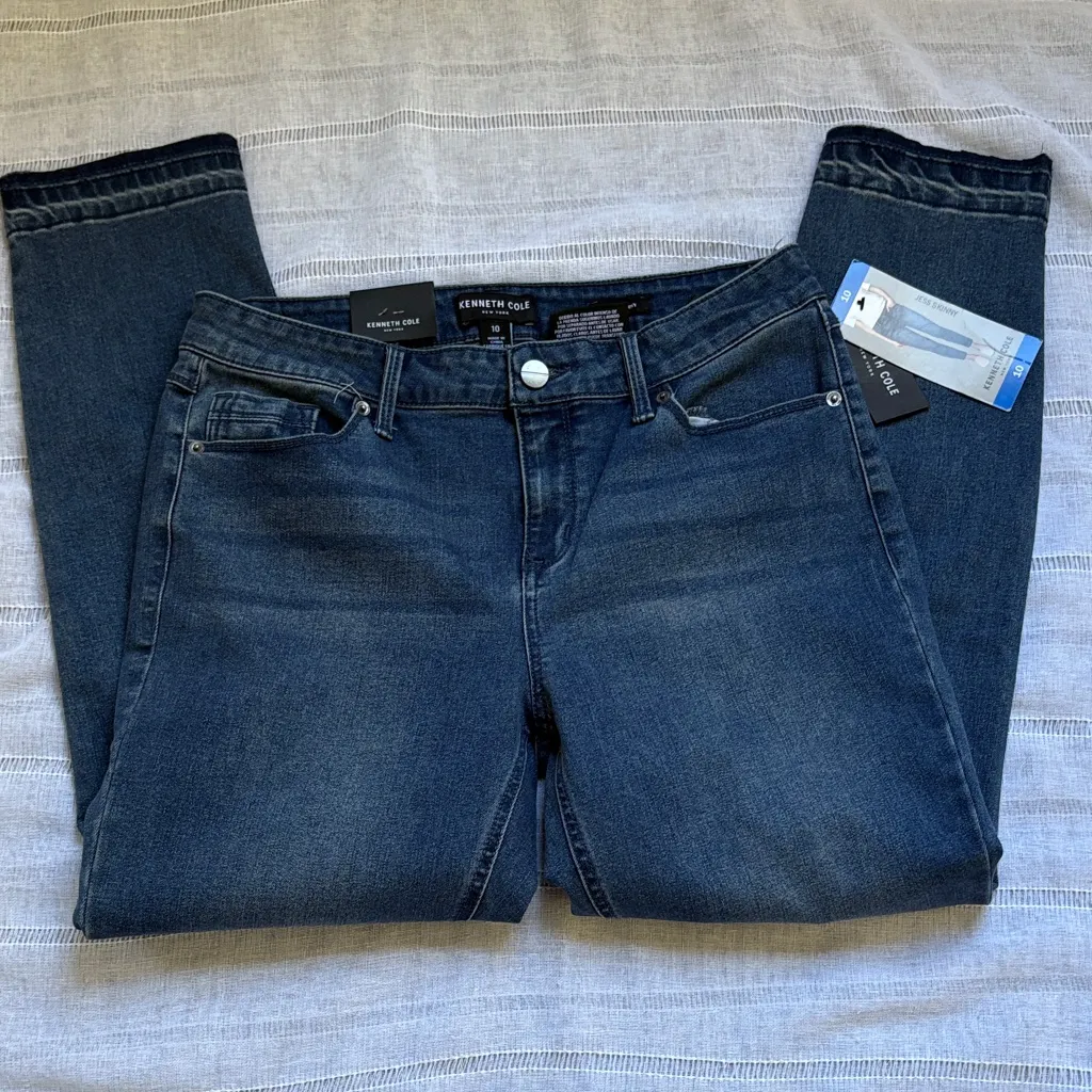 Kenneth Cole NWT “Jess Skinny” Medium Wash Jeans - Image 11