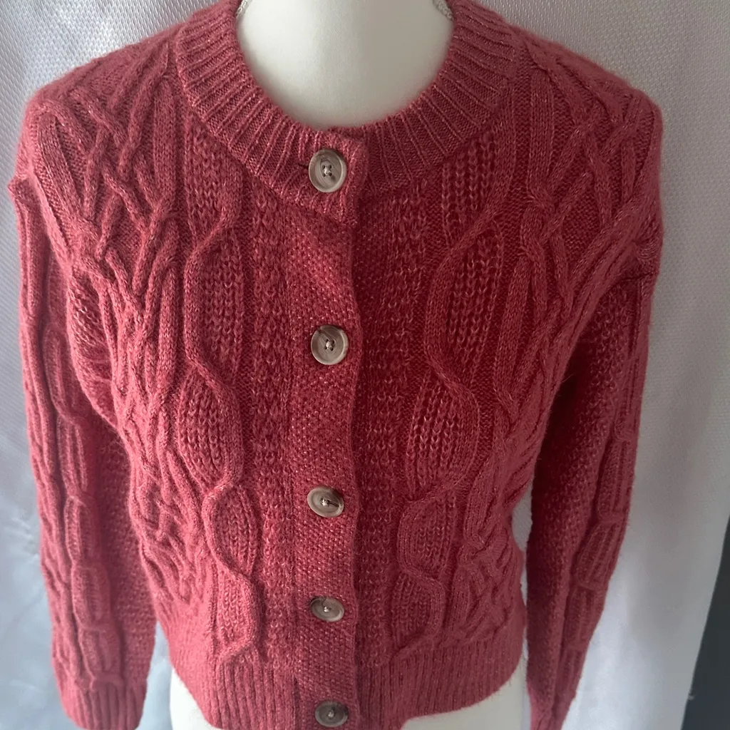 Old Navy Raspberry Cable Knit Button-Up Cardigan Sweater, Cozy Fall Winter Layer - Image 6