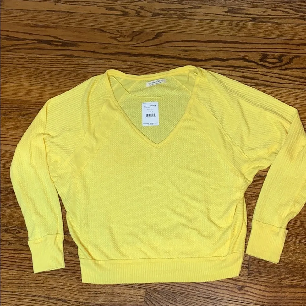 New Free People Santa Clara Yellow Thermal Long Sleeve Knit Top size Small - Image 6