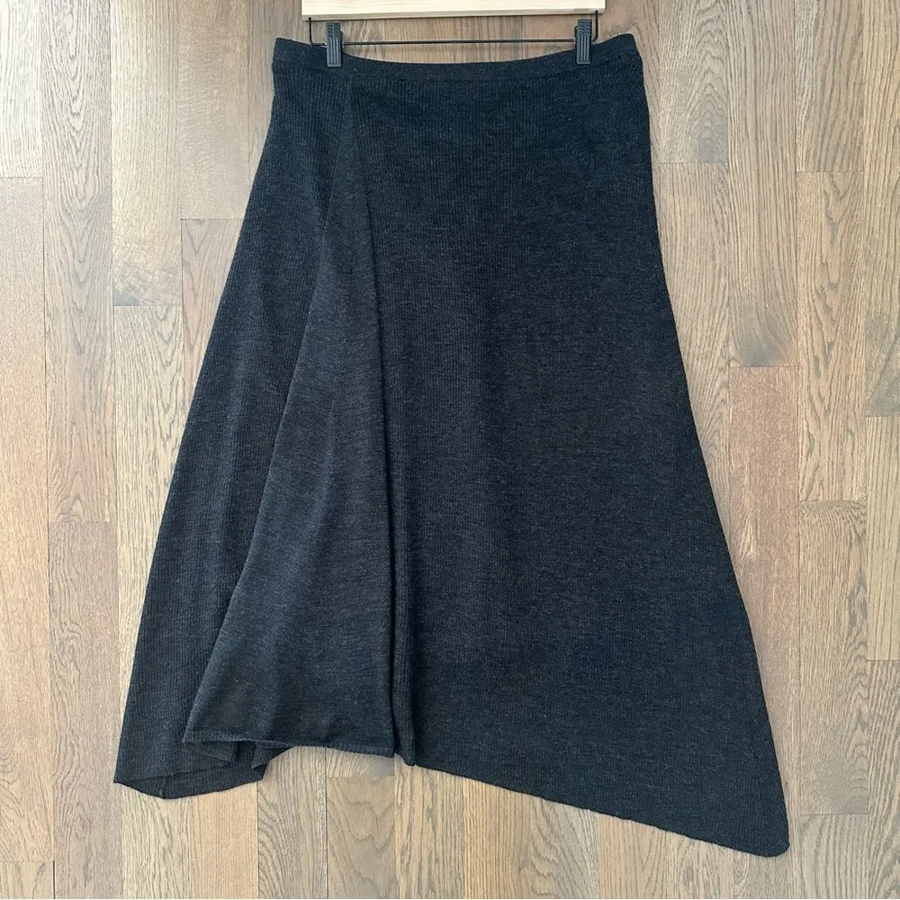 Eileen Fisher Ribbed Draped Midi Wool Silk Skirt in Charcoal Grey Size Medium - Image 7