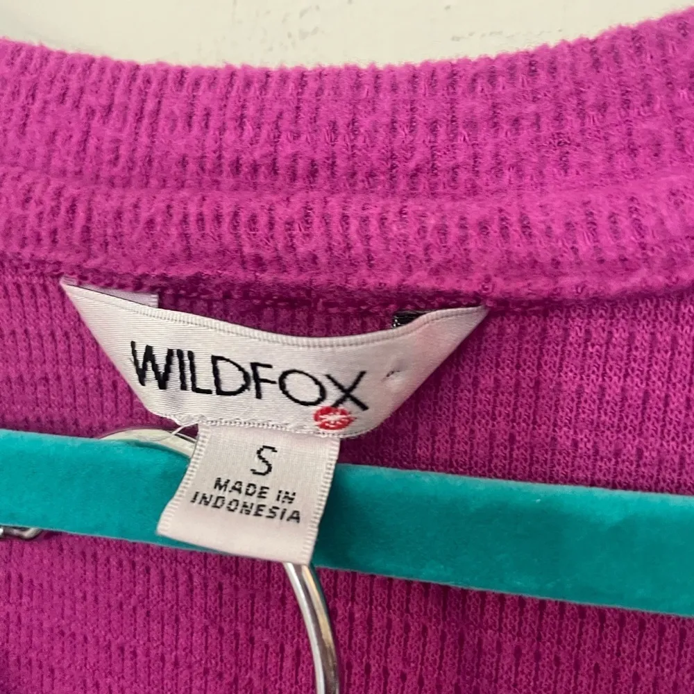 Set Of (2) Wildfox Fuzzy Cozy V-neck Loungewear Tops ~ Women’s Size Small - Image 5