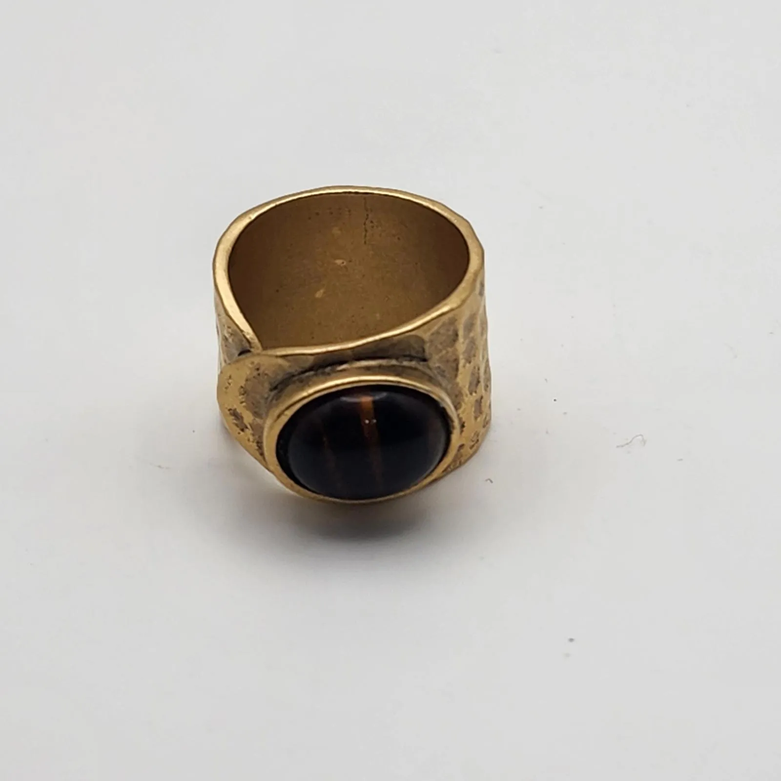 Premier Designs Hammered Brass Ring with Dark Faux Stone (8) - Image 6