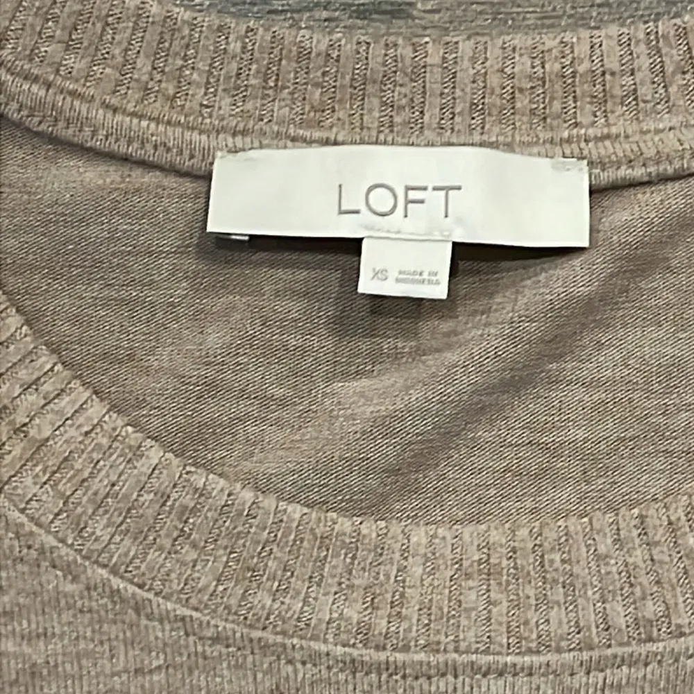 LOFT Light Brown Cozy Long Sleeve Top - Size XS - Image 6