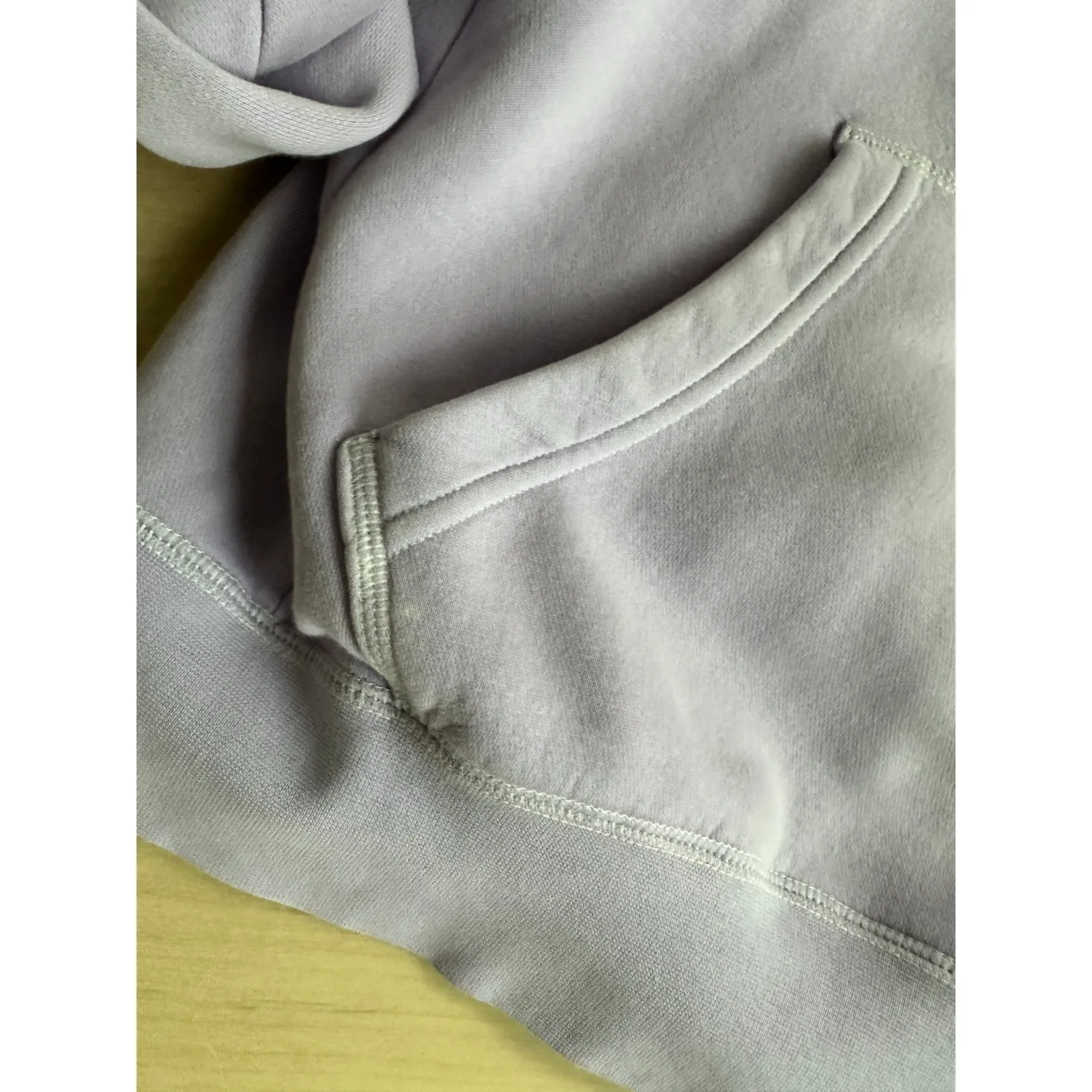 NIke SB Hoodie in Lilac Size Mens Small Sweatshirts Unisex Skater - Image 6