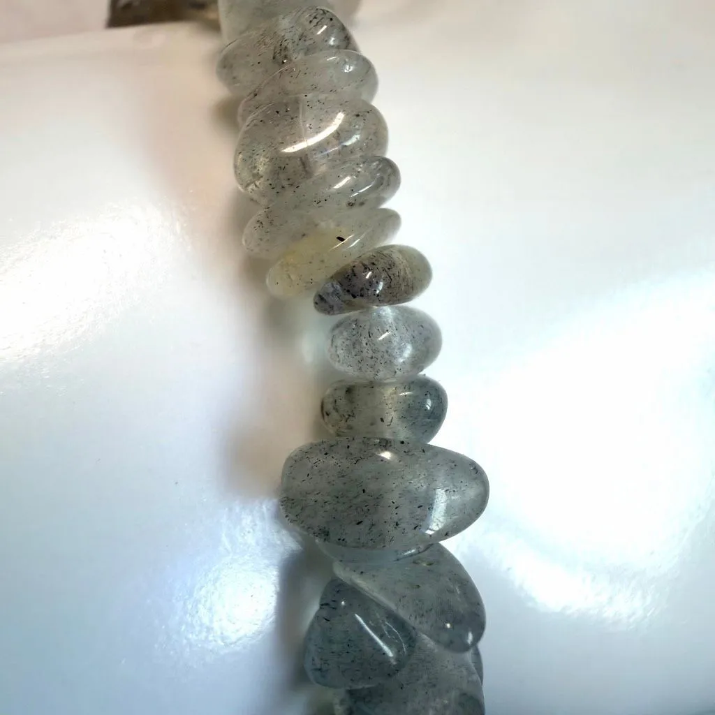 Labradorite Chip Bead Stretch Bracelet - Image 6