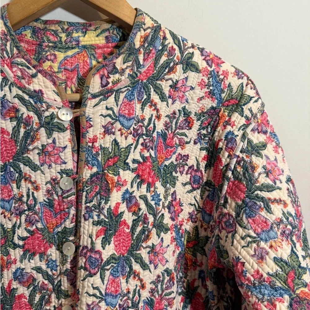 Floral Quilted jacket reversible long sleeve mixed patterns patchwork buttons - Image 3