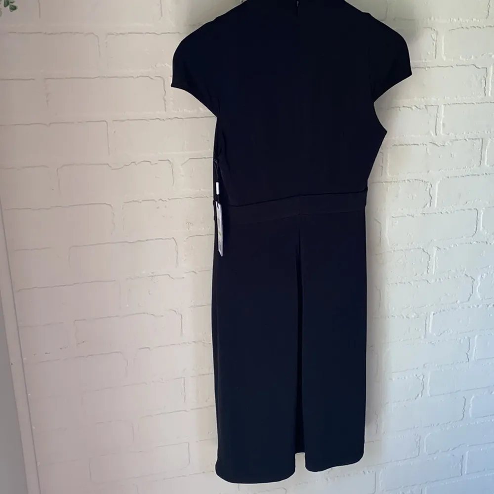 Calvin Klein dress black NeW capped‎ sleeve size 4 pleated front detail v neck - Image 6