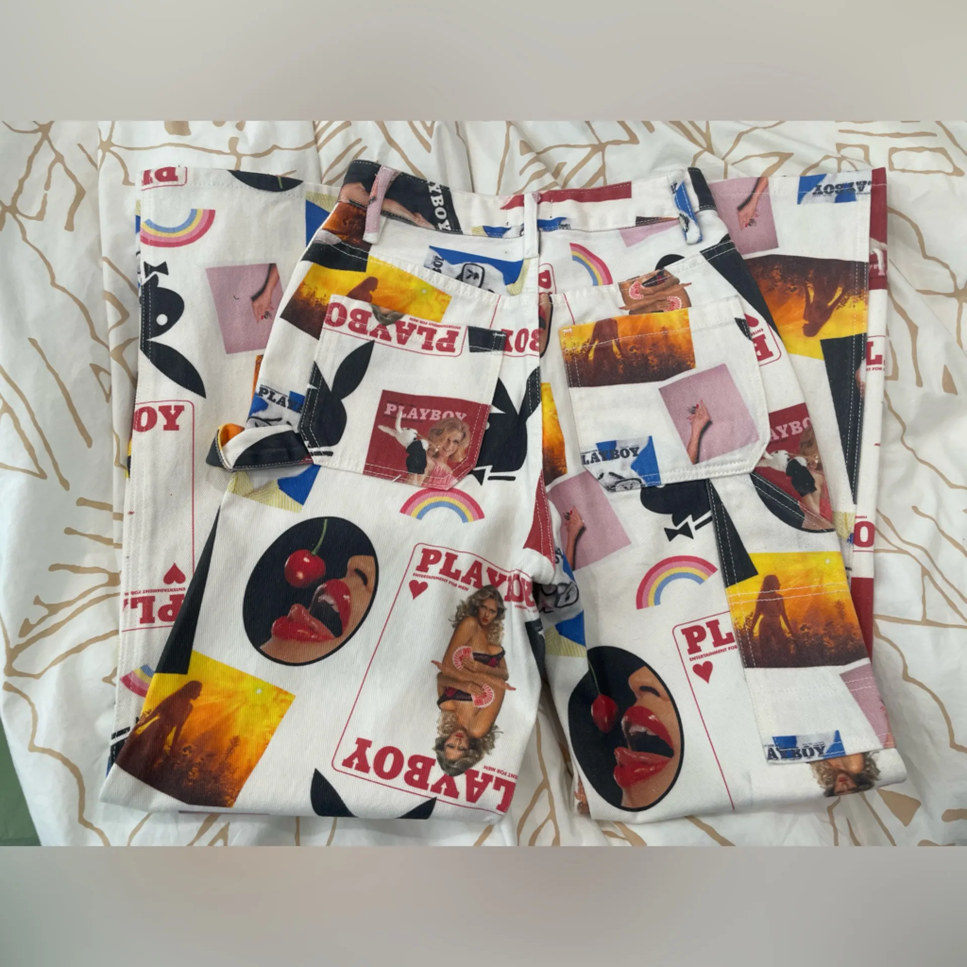 Playboy magazine print jeans Size 24 - Image 7