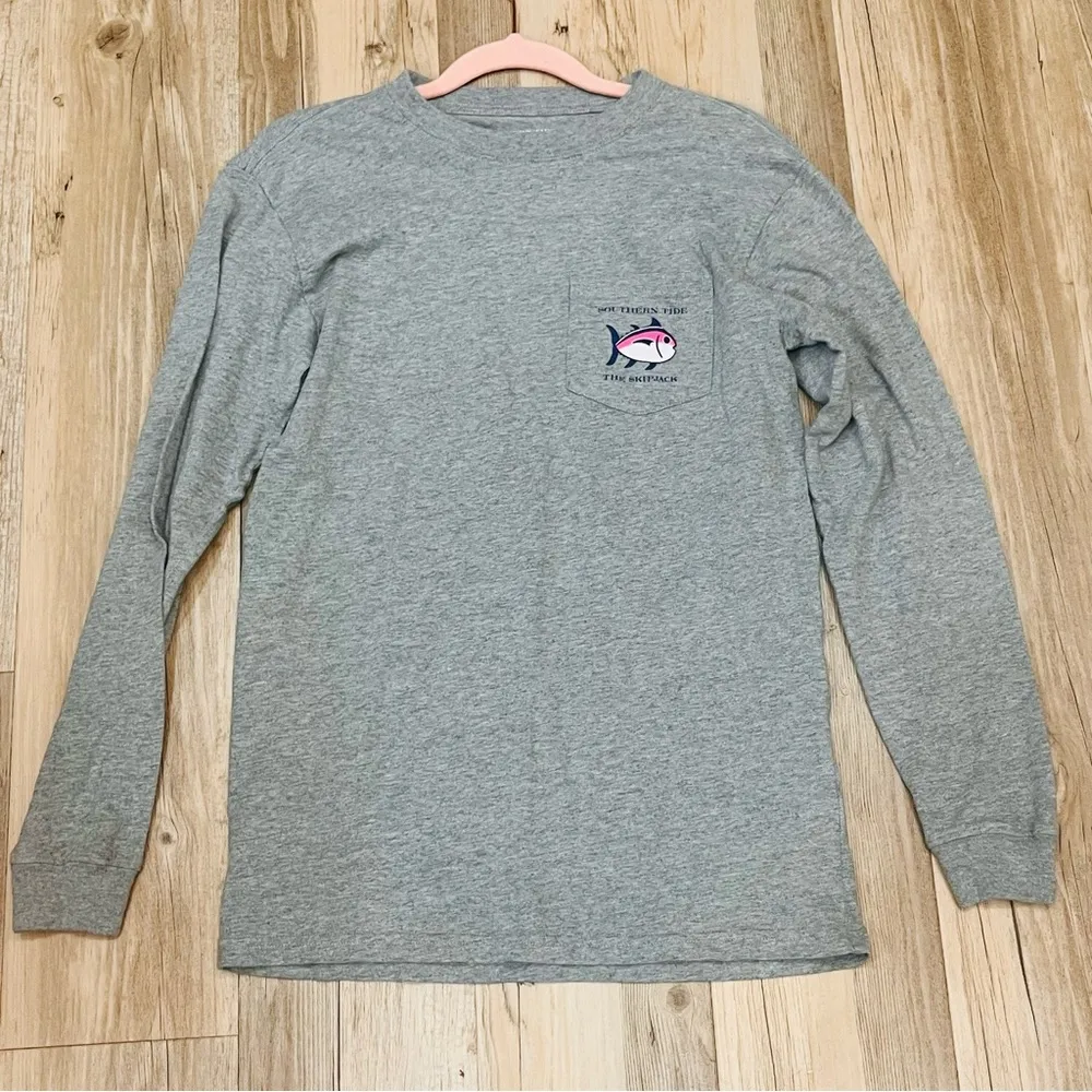 Southern Tide woman’s gray pink long sleeve shirt sz XS - Image 5