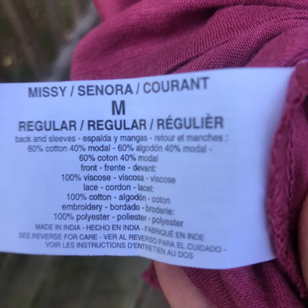 Gloria Vanderbilt Rose Embellished Shirt, NWT, M - Image 4