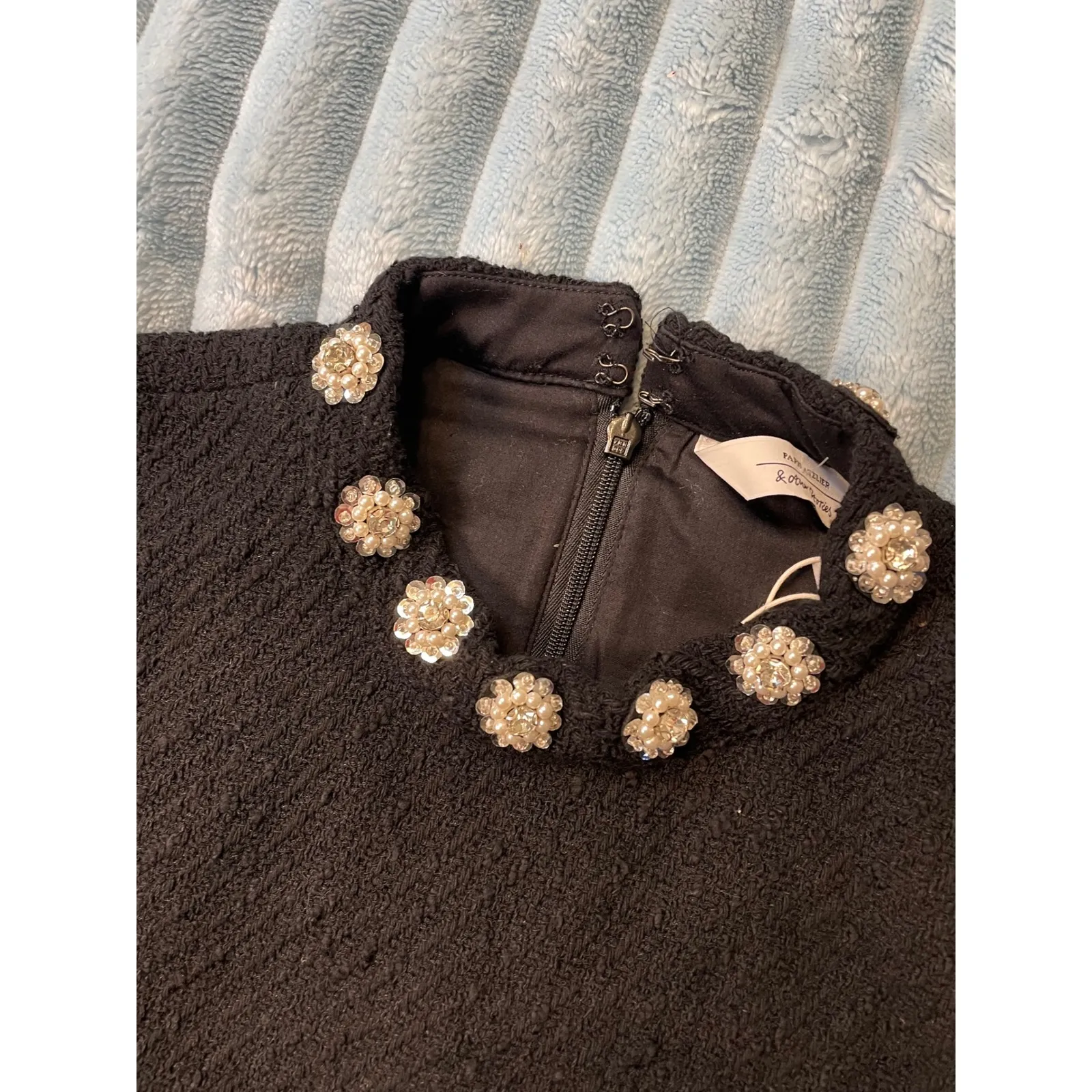 Other Stories Black Textured Short Sleeve Dress Embellished Collar - Image 4