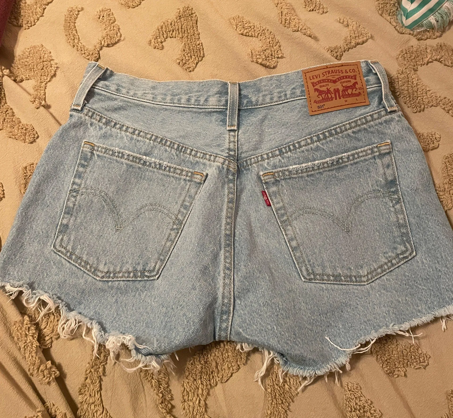 Levi's 501 Shorts - Image 2