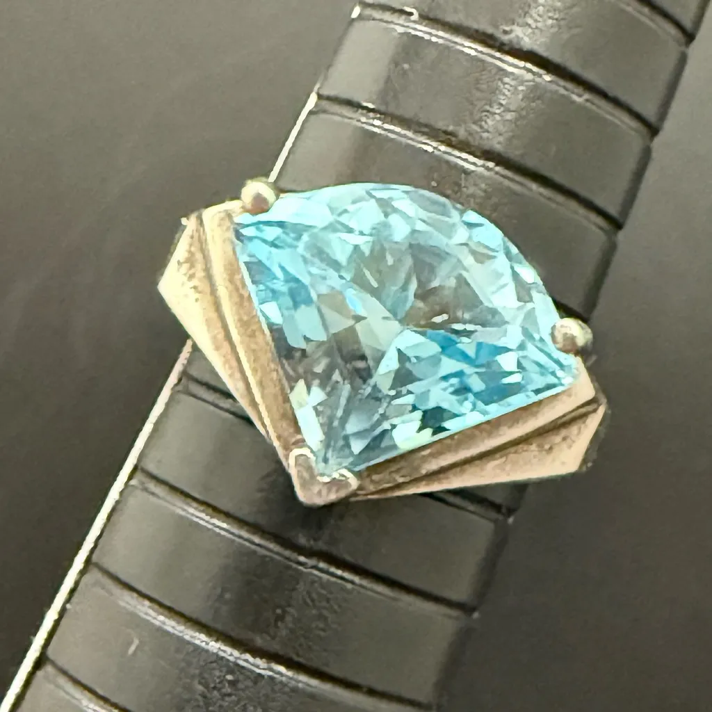 Vintage 925 Sterling Silver 10mm Trillion Cut Aquamarine Ring Size 8 6grams Blue - Image 3
