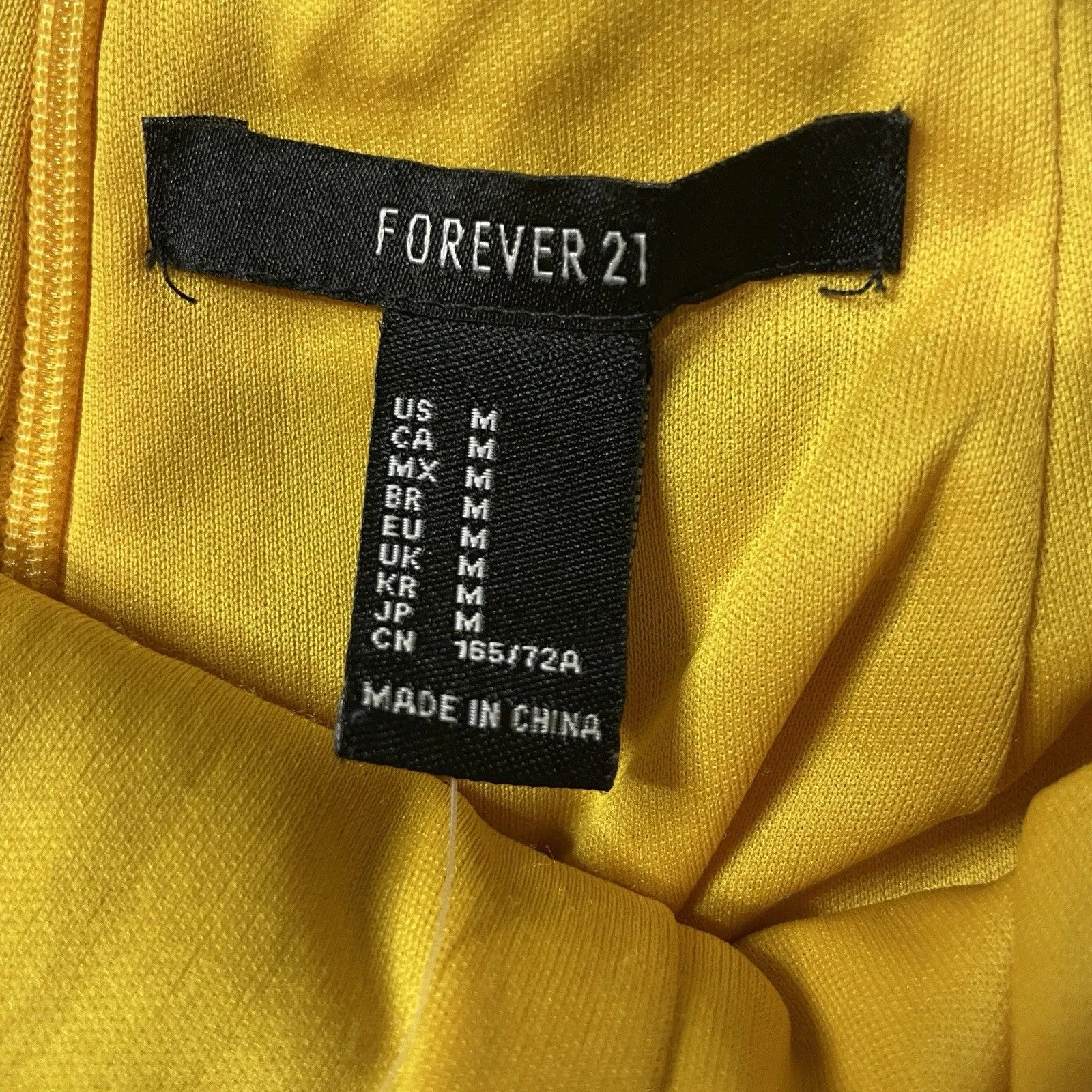 Forever 21  Gold Sequins Romper One Piece Size Medium - Image 3