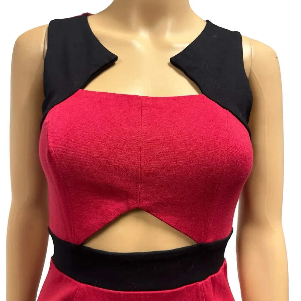 Guess Cut Out Red Black Formfit Bodycon Slit Front Above the Knee Dress Womens 2 - Image 7