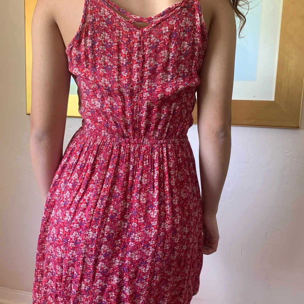 11. Hollister- S, red floral with front tie up - Image 2