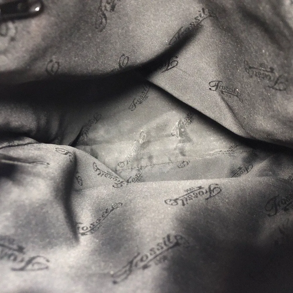 FOSSIL Crossbody/Shoulder Messenger Bag Purse Leather Key Charm #75082 - Image 7