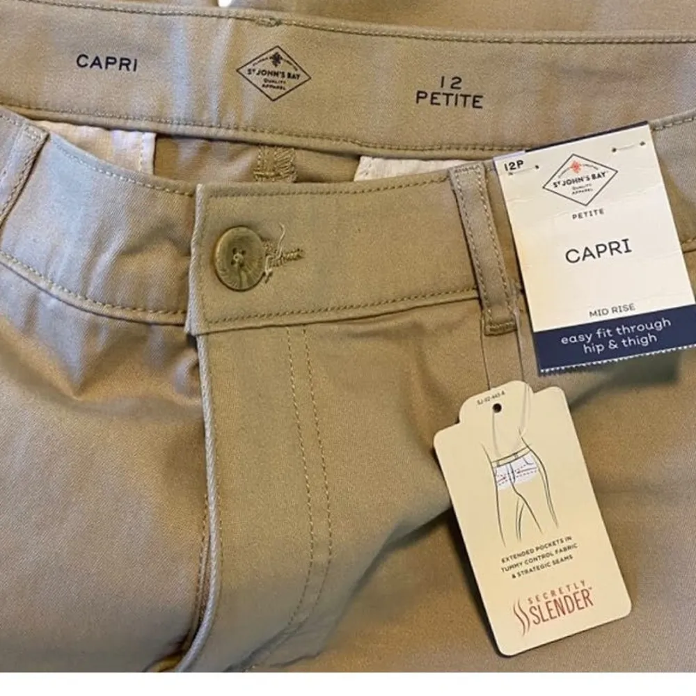 NWT ~ ST JOHNS BAY Secretly Slender Biscotti Tan Mid Rise Capri Pants ~ Size 12P - Image 6