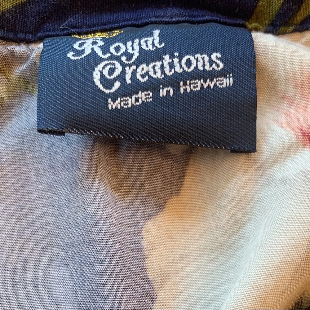 Royal Creations | Floral Button Down Aloha Shirt sz S Blue - Image 3