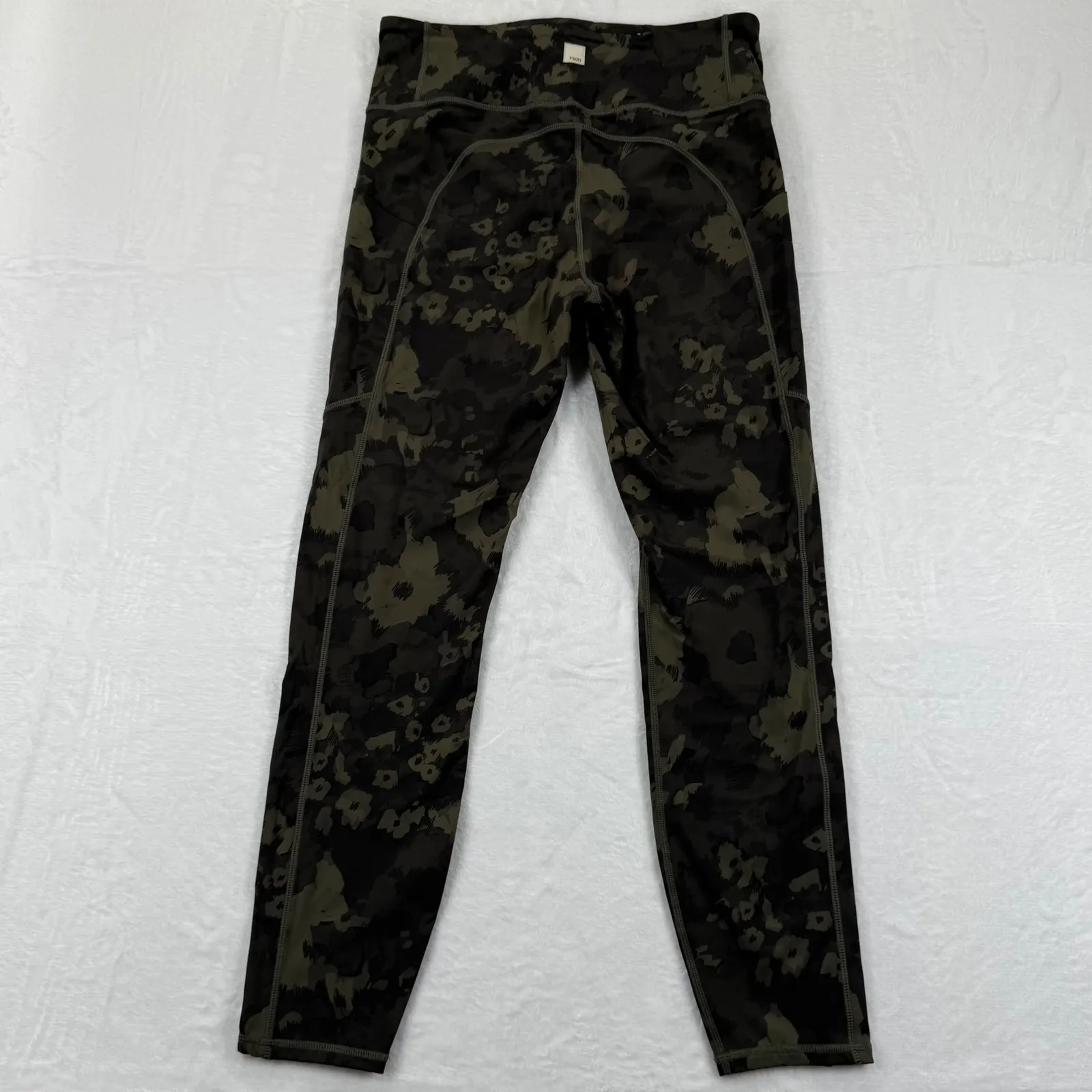 Vuori Womens Camo Print Mid Rise Leggings Medium Athleisure‎ Activewear - Image 6