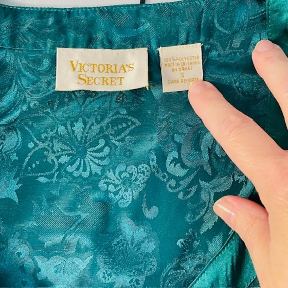 Victoria's Secret Vintage Gold Label Jacquard Floral Satin Pajamas Small - Image 4