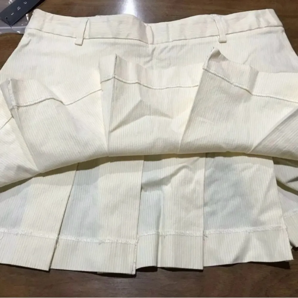 Bergdorf Goodman Pale Yellow Striped Short Tennis Skirt NWT Size 0 - Image 3