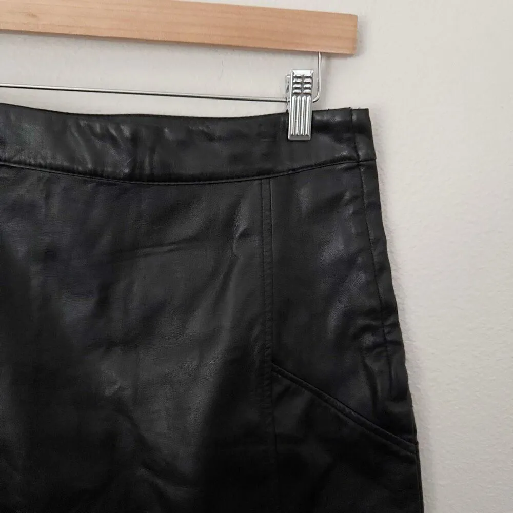 H&M | NW(Partial)T Black Faux Vegan Leather Raw Hem Pencil Skirt | Size 10 - Image 3