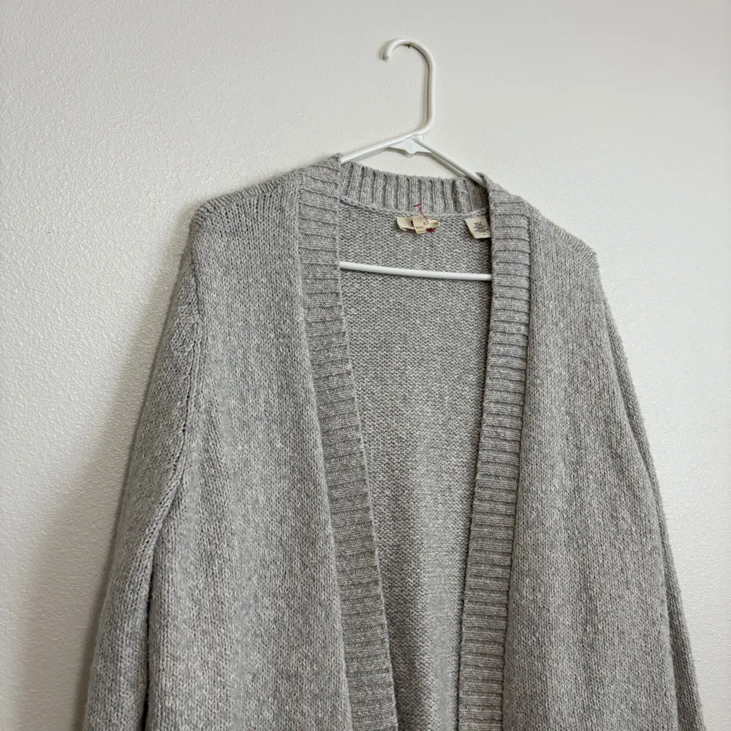 Levi's Levi’s Long Women’s Light Grey knit Heather Open Cardigan Sweater Size Medium - Image 2