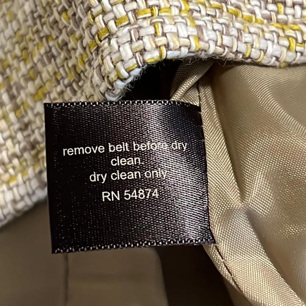 The Limited Collection large gold tan jacket textured with belt three buttons - Image 9