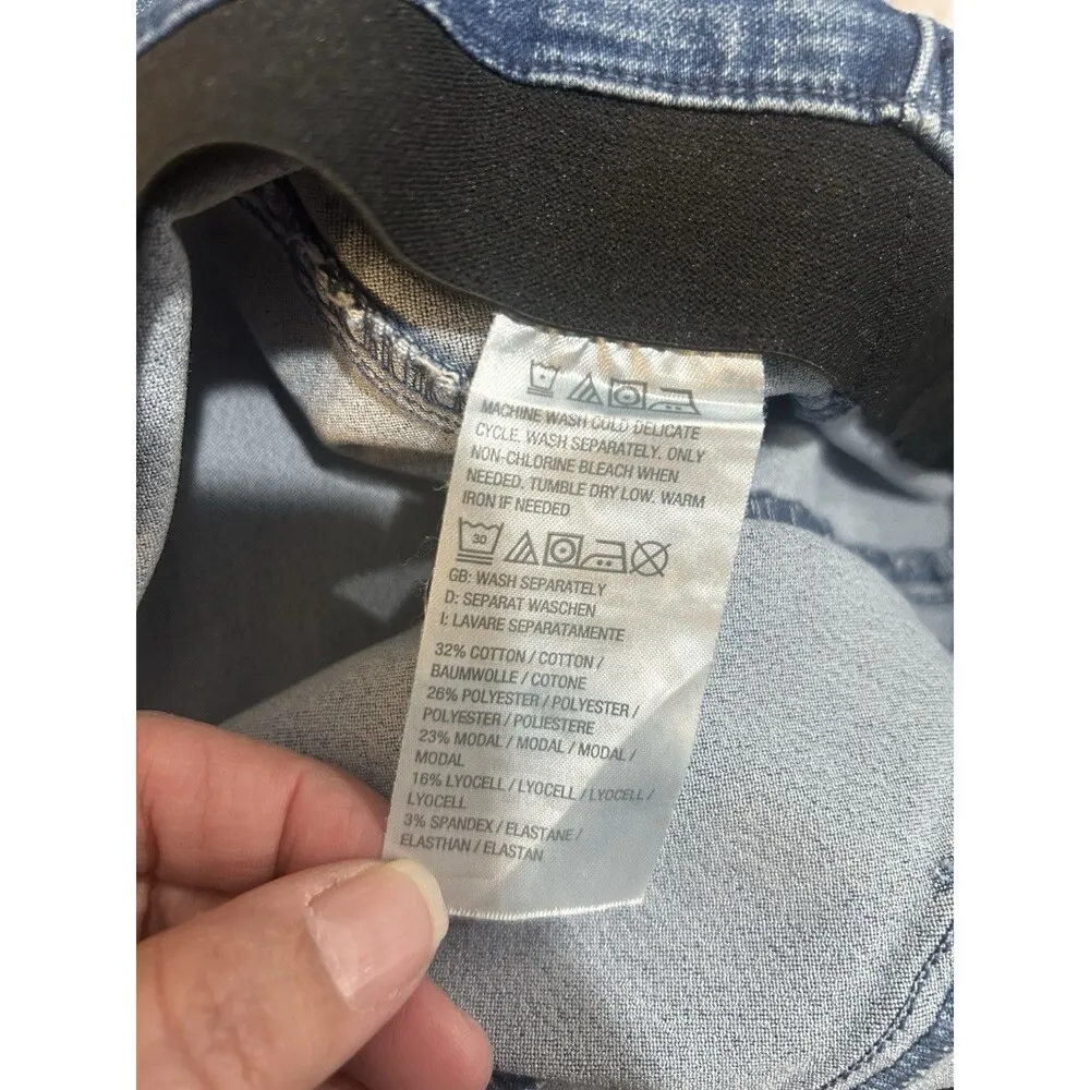 G.I.L.I. Women's Petite Pants Jeans Size 14P Pull On Denim Blue Boot Cut Stretch - Image 3