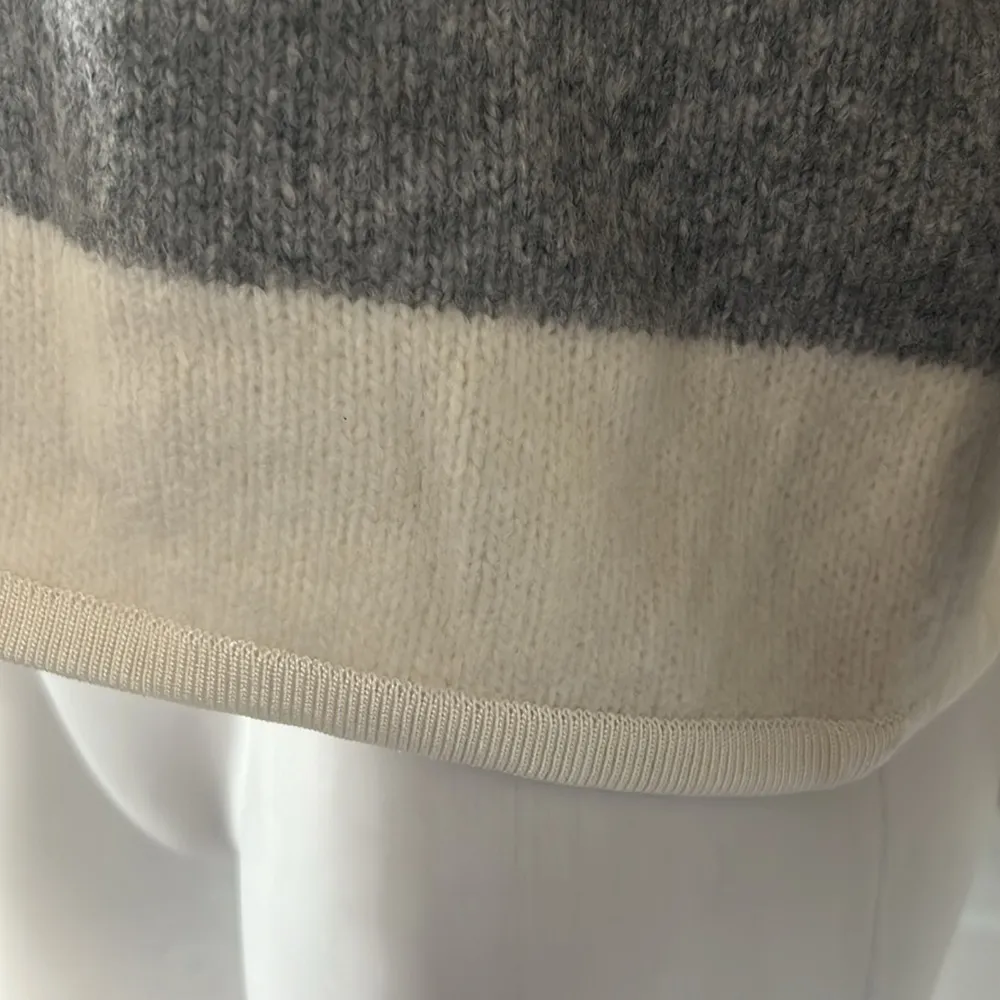 NEW Calvin Klein Jeans Wool-Blend Turtleneck Sweater Cream/Grey Size L EXCELLENT - Image 8