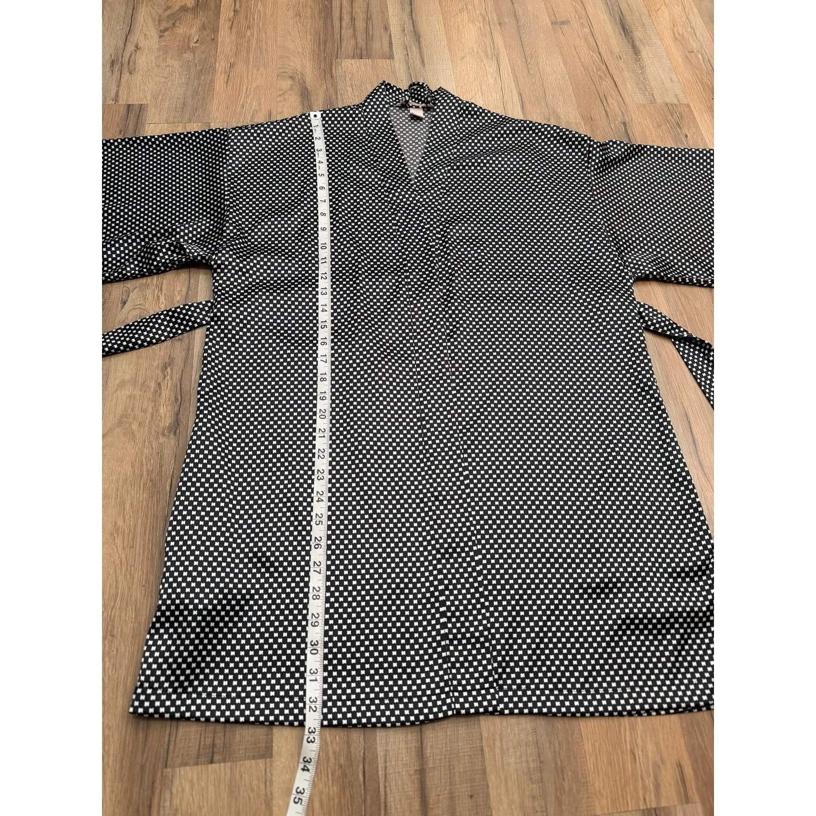 Victoria's Secret Black White Kimono Robe Wrap Dress Tie Waist Size S/M - Image 8
