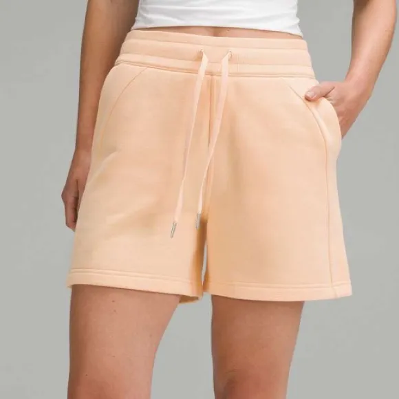Lululemon Scuba High-Rise Short 5"
Peach Bellini - Image 7