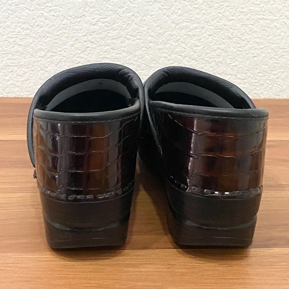 DANSKO Professional Clogs Brown Croc Patent Leather Nurse Shoes Size 38 7.5-8 US - Image 8