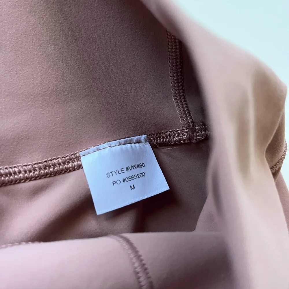 Vuori Colorblock Studio Legging in Light Terracotta -Size M - Image 3