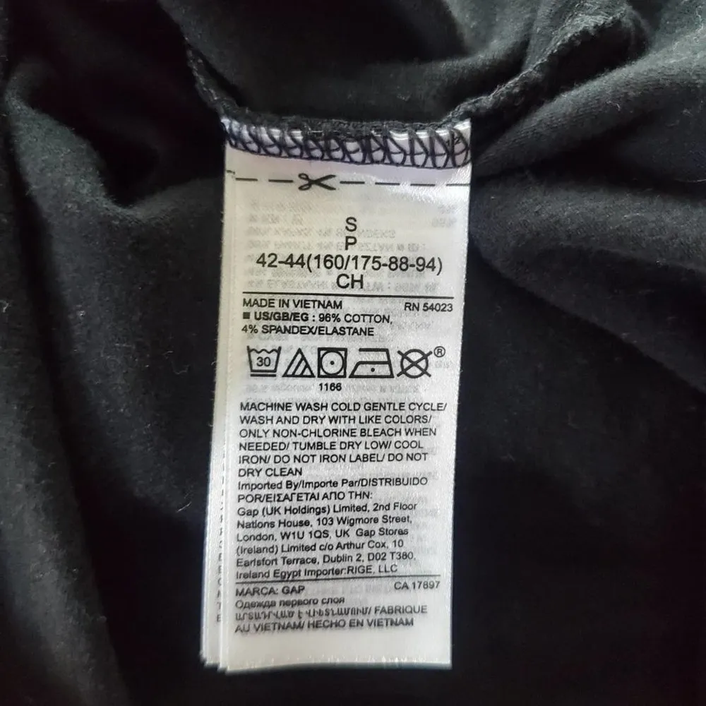 GAP Women's Black Sleeveless Bodysuit Size S - Image 8