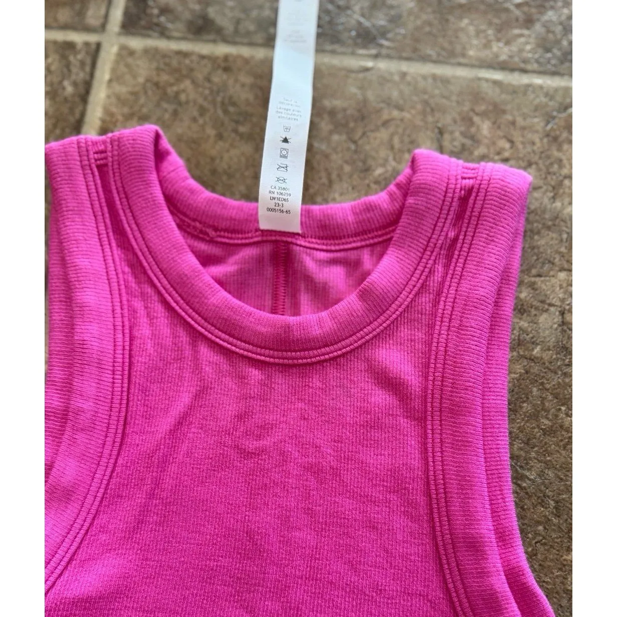 Lululemon Hold Tight Cropped Tank Top Sonic Pink Size 2 - Image 12
