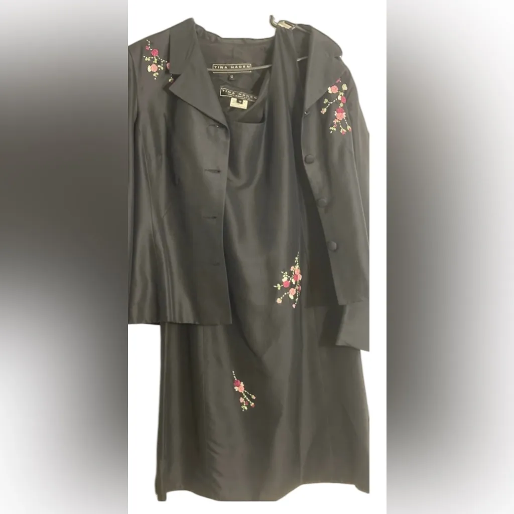 Tina Hagen L A Size 12 Vintage Silk Dress suit Black - Image 5