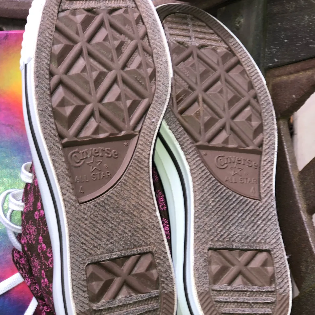 Women’s converse all star embroidered flowers - Image 7