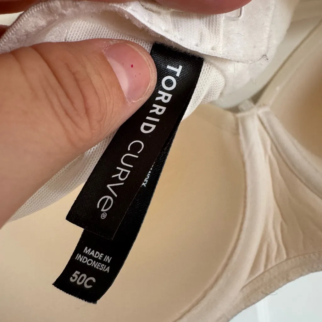Torrid Curve straples bra size 50C - Image 6