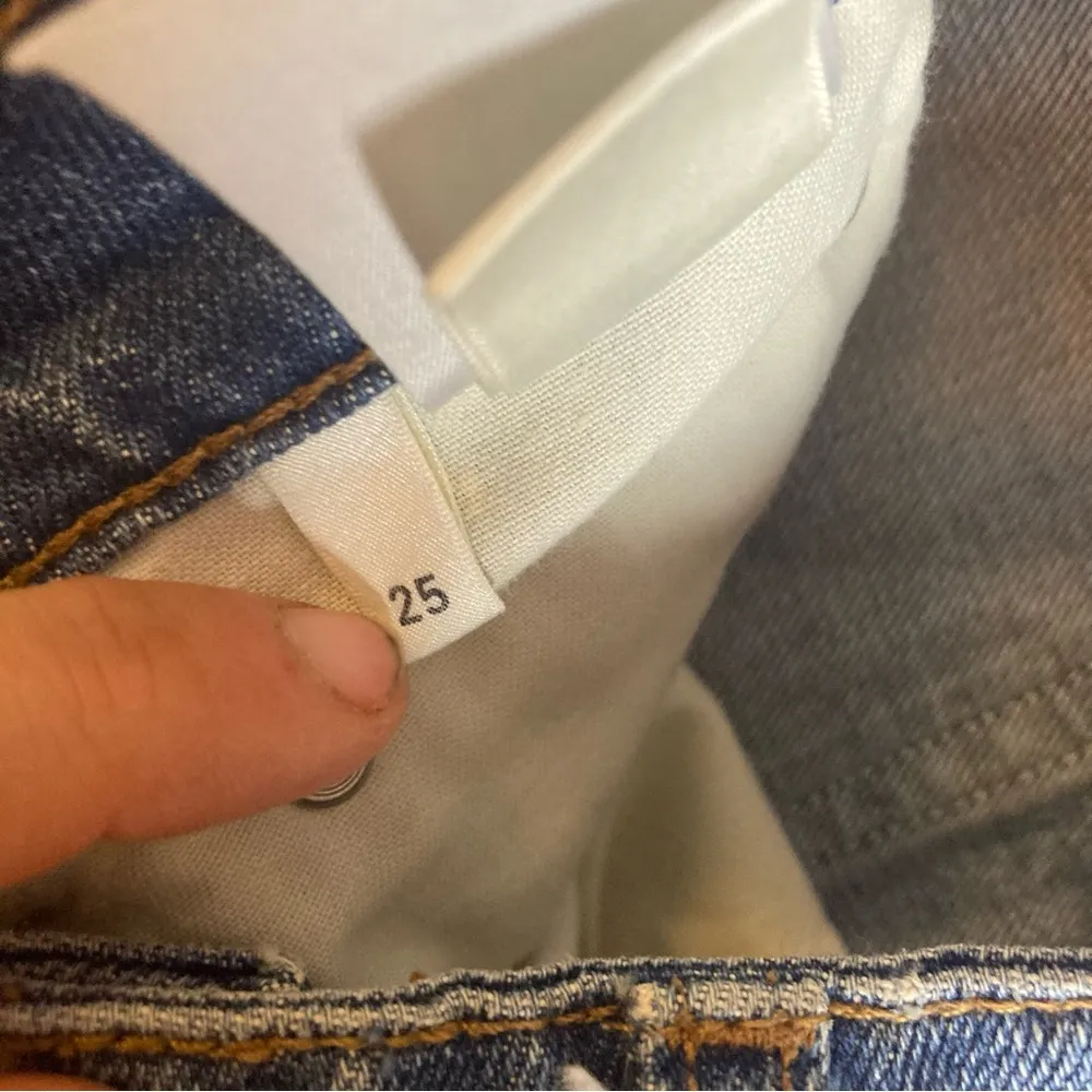 Reformation Straight Leg Button-fly Crop Jean 25 - Image 3