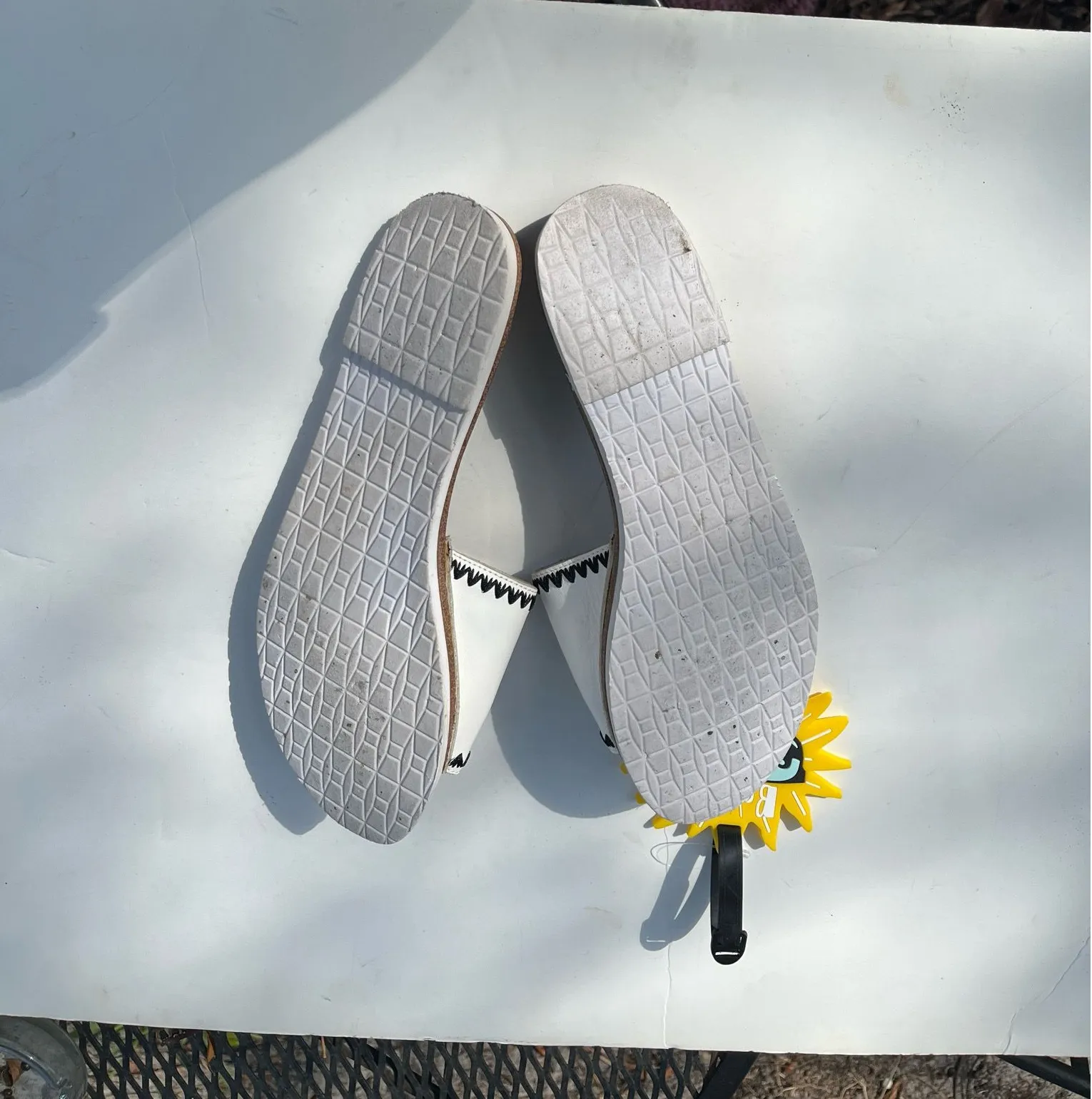 K Spade, New York monkey, face flats sandals, size 10 women’s - Image 4