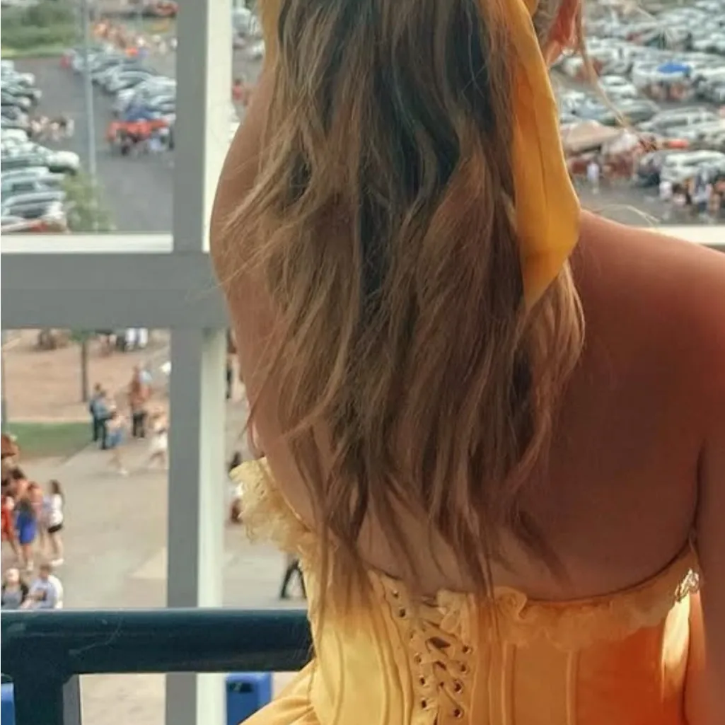 Costume bright yellow Strapless Dress with Lace Trim. Much yellower than pic. Gold Size M - Image 6