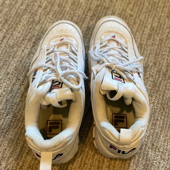 Fila tennis shoes - Image 2